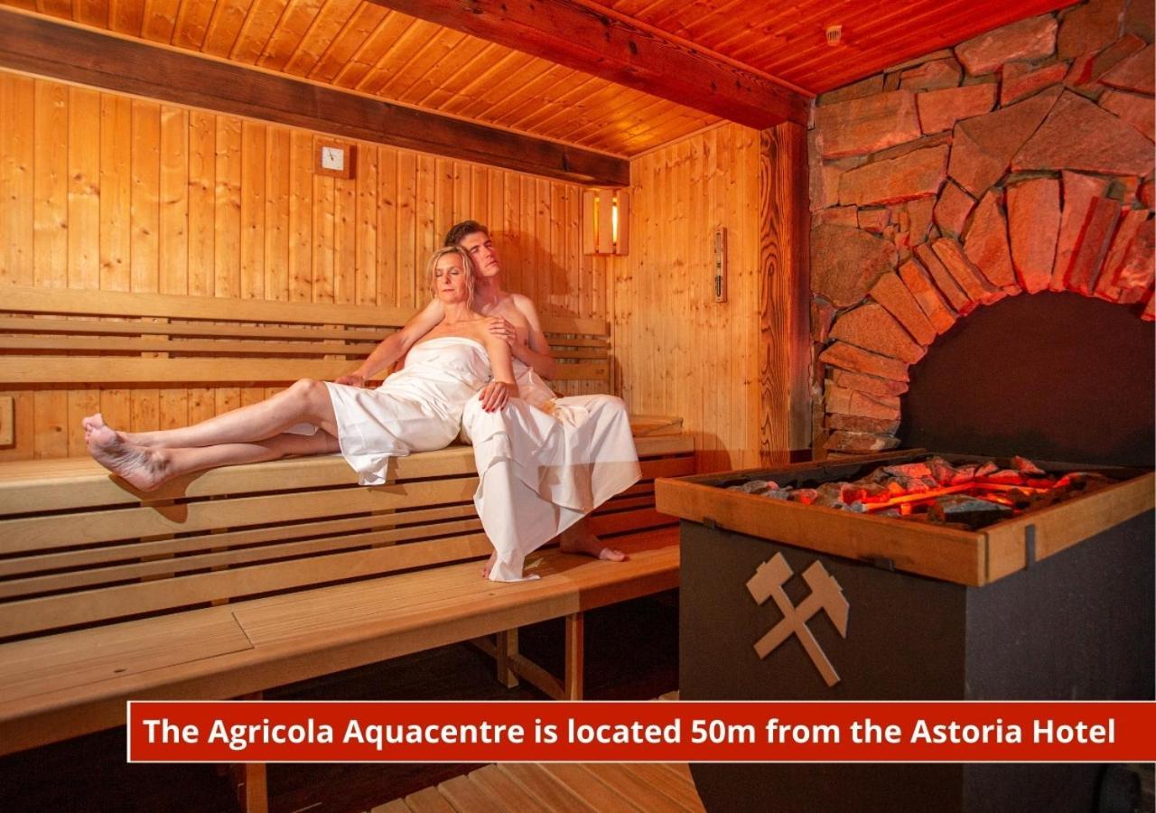 Hotel Astoria ياخيموف المظهر الخارجي الصورة