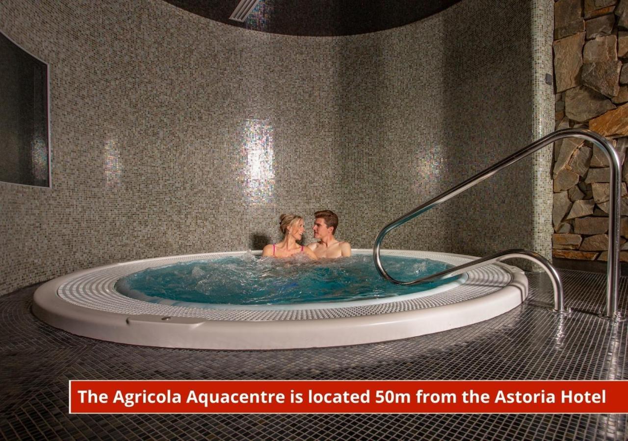 Hotel Astoria ياخيموف المظهر الخارجي الصورة